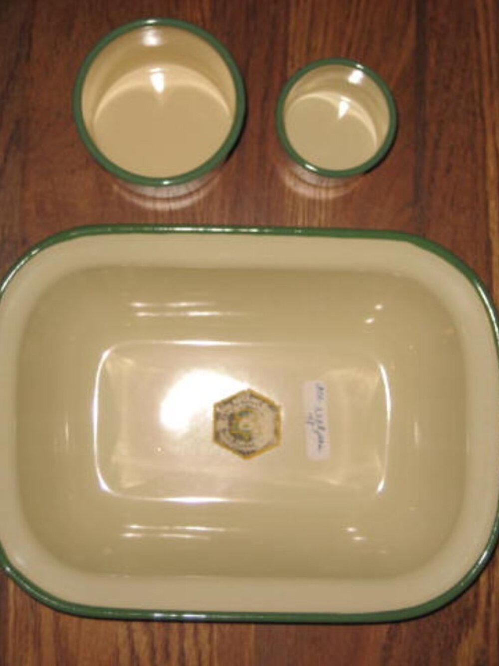 NWT Vintage 3 Piece Set Label Enamelware Sweden Kockums Cream Green 1 1/2 lit.